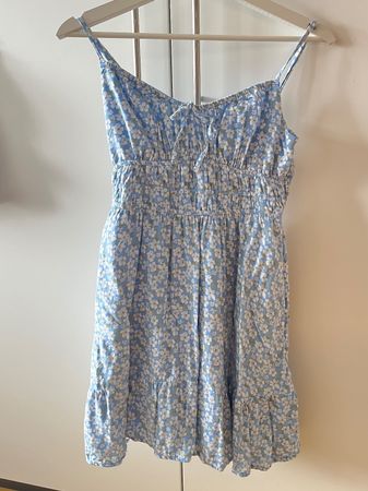 Sommerkleid mit Blumenmuster