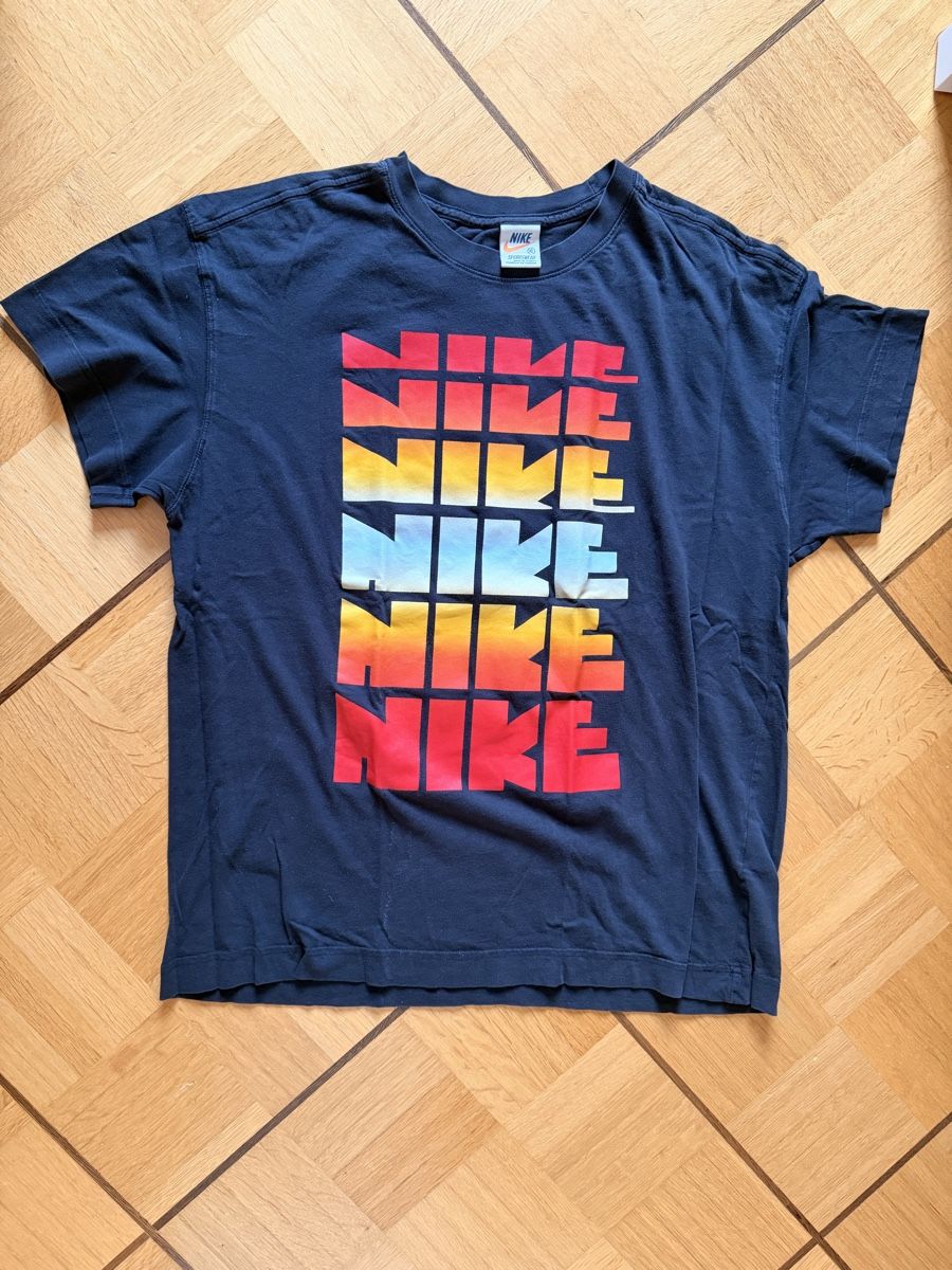 Nike T-Shirts: Vintage Nike Tshirt – Gebraucht aus Unterentfelden von ame_tf2n