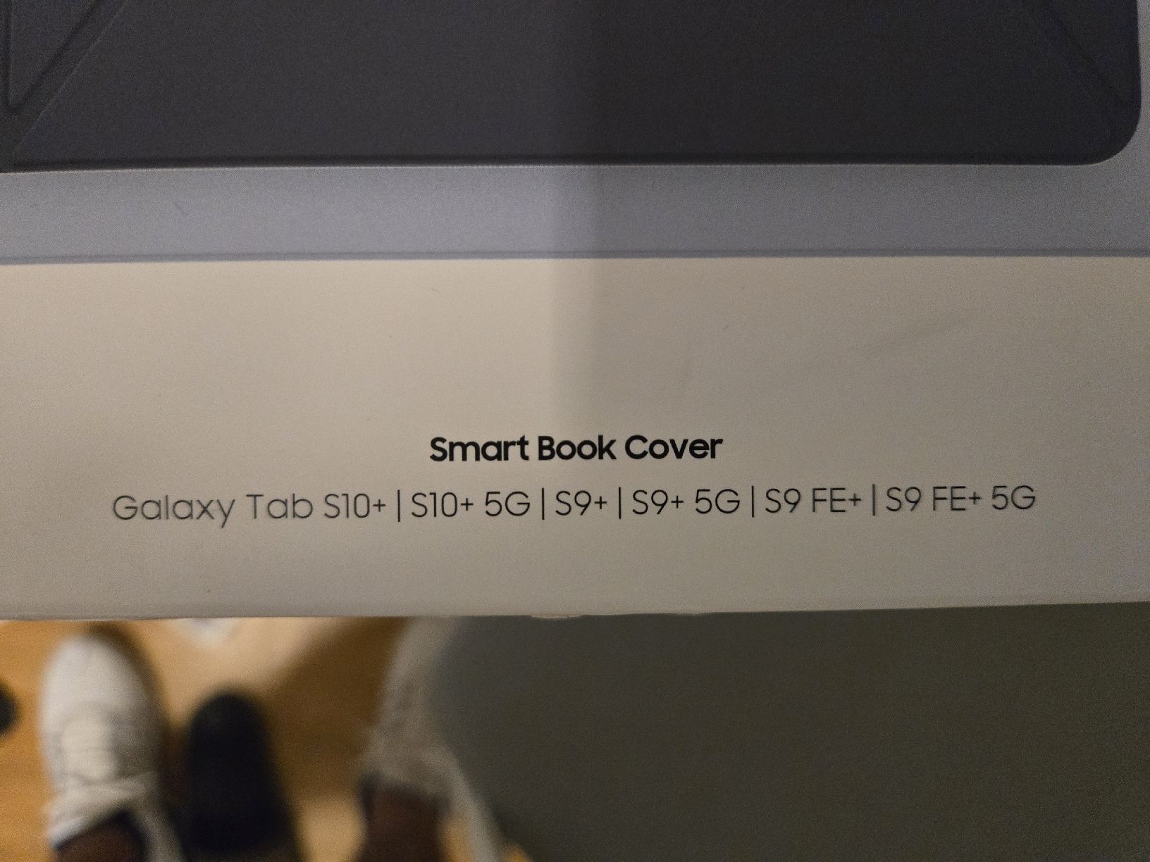 Samsung Covers & Borse: Samsung Galaxy Tab Book Cover - Neu – Nuovo e nell'imballaggio originale da Unterentfelden venduto da Master-Watch 2