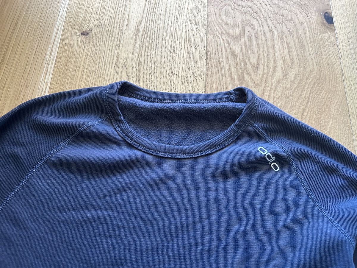 Odlo Sonstige Unterwäsche: Odlo, sous-pull hiver, gris, polyester, taille M, – Gebraucht aus Lausanne von lavirgule 1