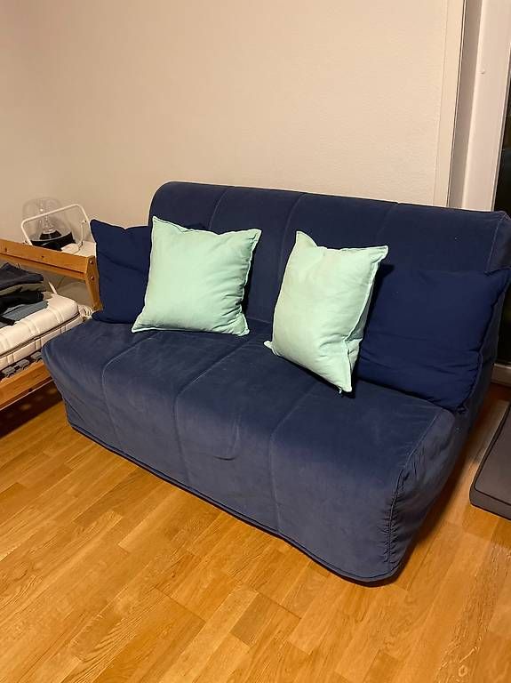 Divani: Schlafsofa abzugeben – Usato da Basel venduto da max_w5dy