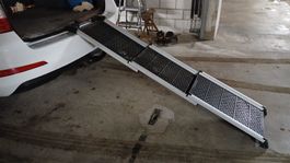 Hunderampe Aluminium zum Zusammenschieben, neuwertig