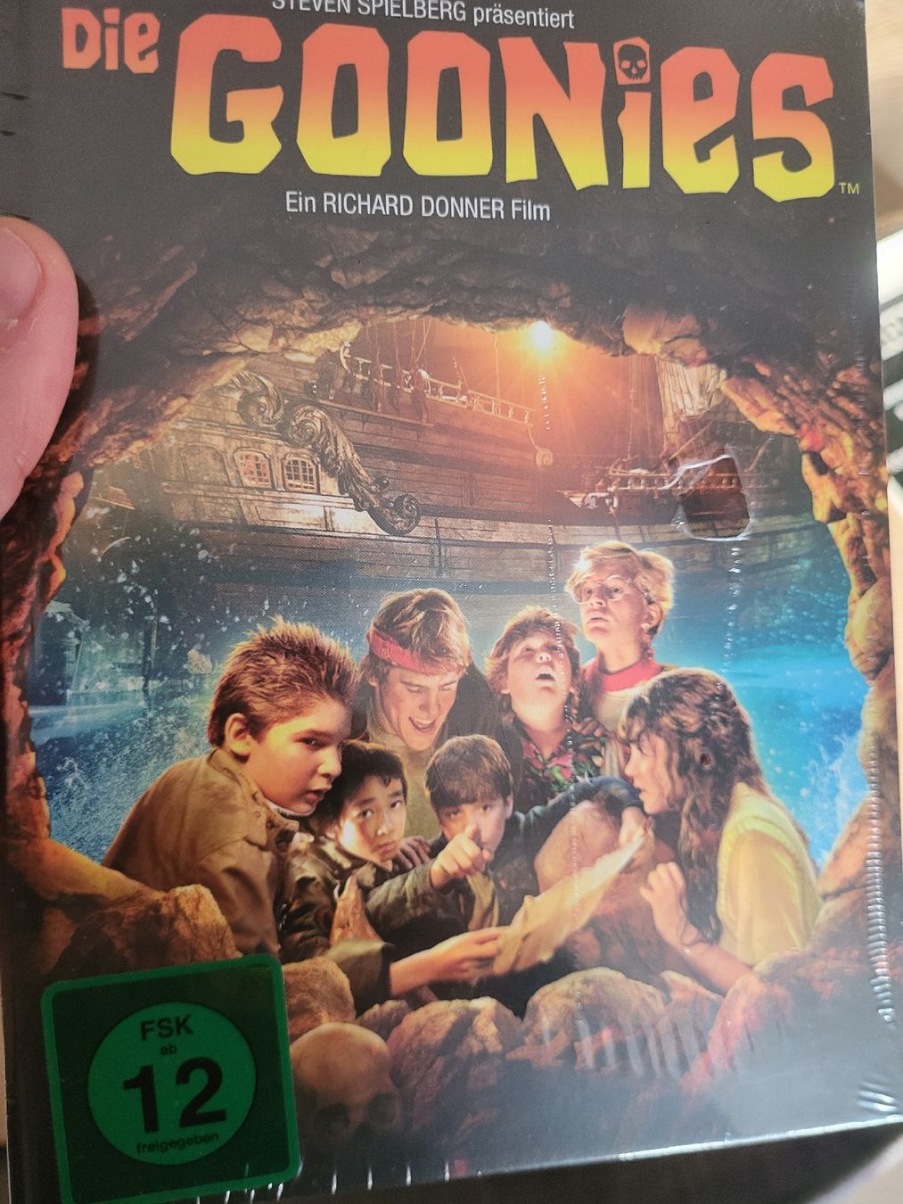 Tutti i DVDs: The Goonies Mediabook, plus eine Fan Edition edition. – Nuovo e nell'imballaggio originale da Zürich venduto da Knudell0 6