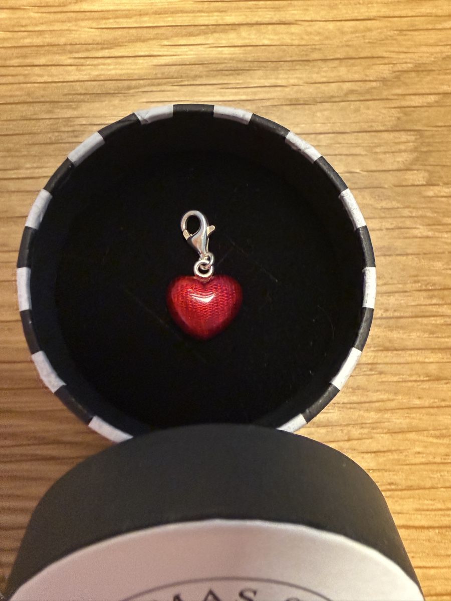 Thomas Sabo Pendentifs: Thomas Sabo Herz rot Charm – D'occasion à St. Gallen par lau_5ffy