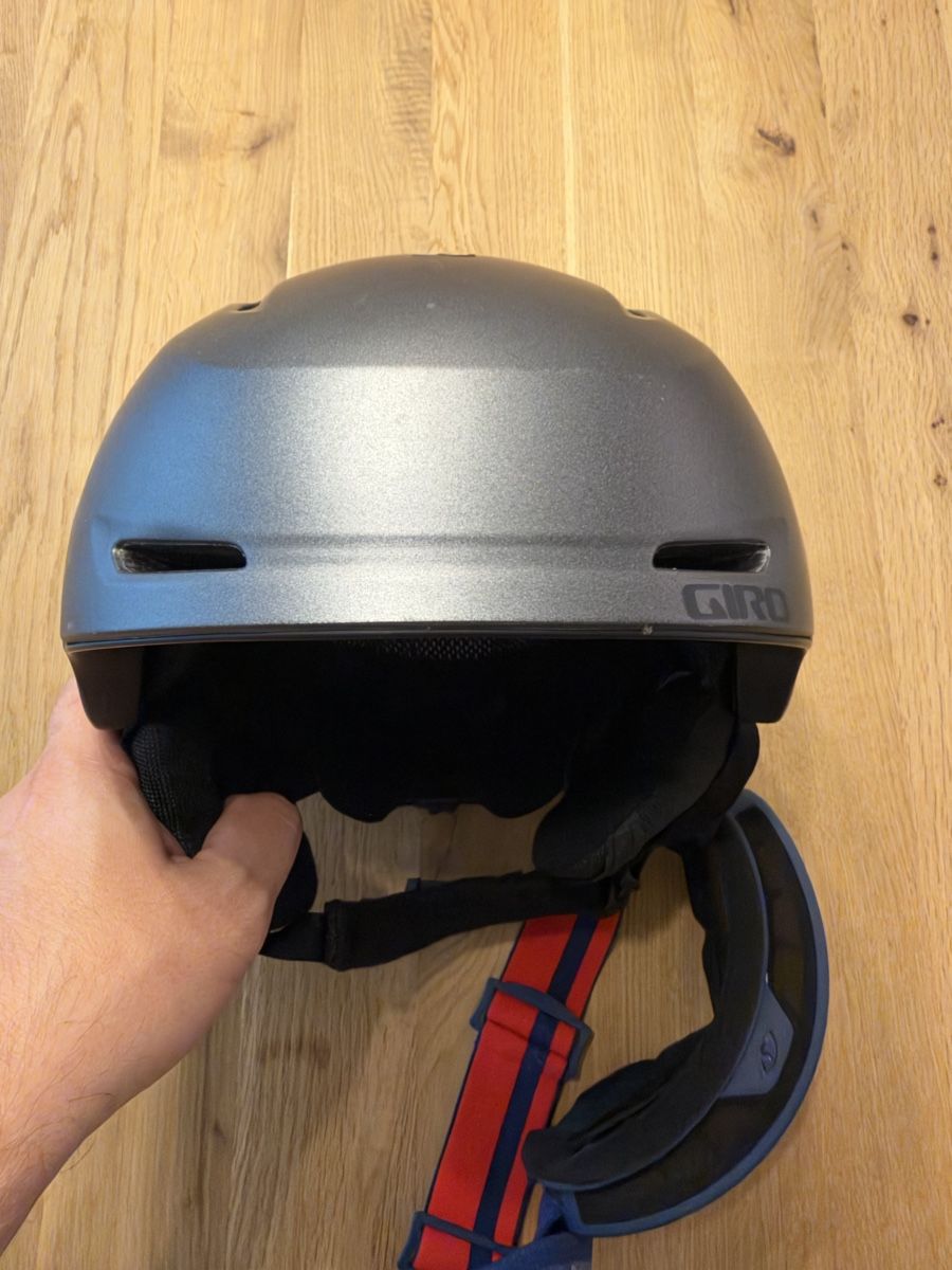 Giro Helme: Giro Skibrille und Helm – Gebraucht aus Kloten von ble_2qbc 1