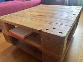 Palettentisch Massivholz geölt, gebraucht, mit massiven Roll