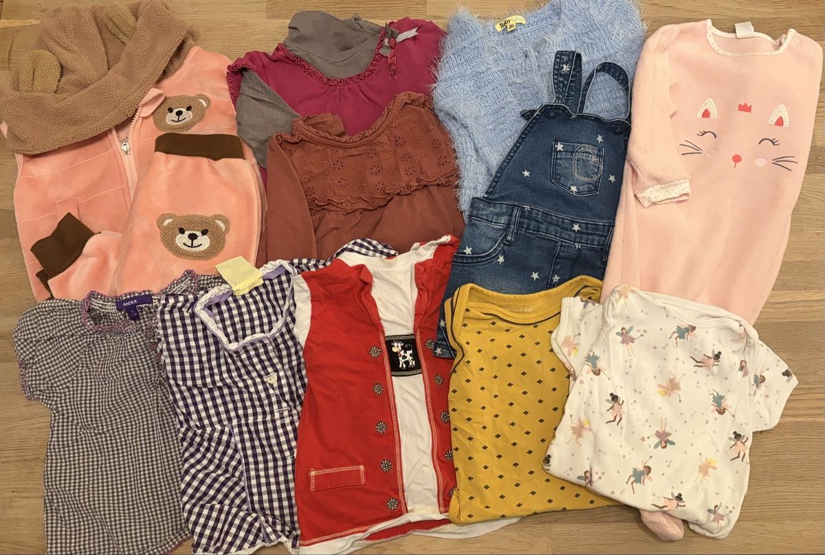 Lotti & Set di vestiti: Kleiderpaket 80 – Usato da Turbenthal venduto da Rami.96