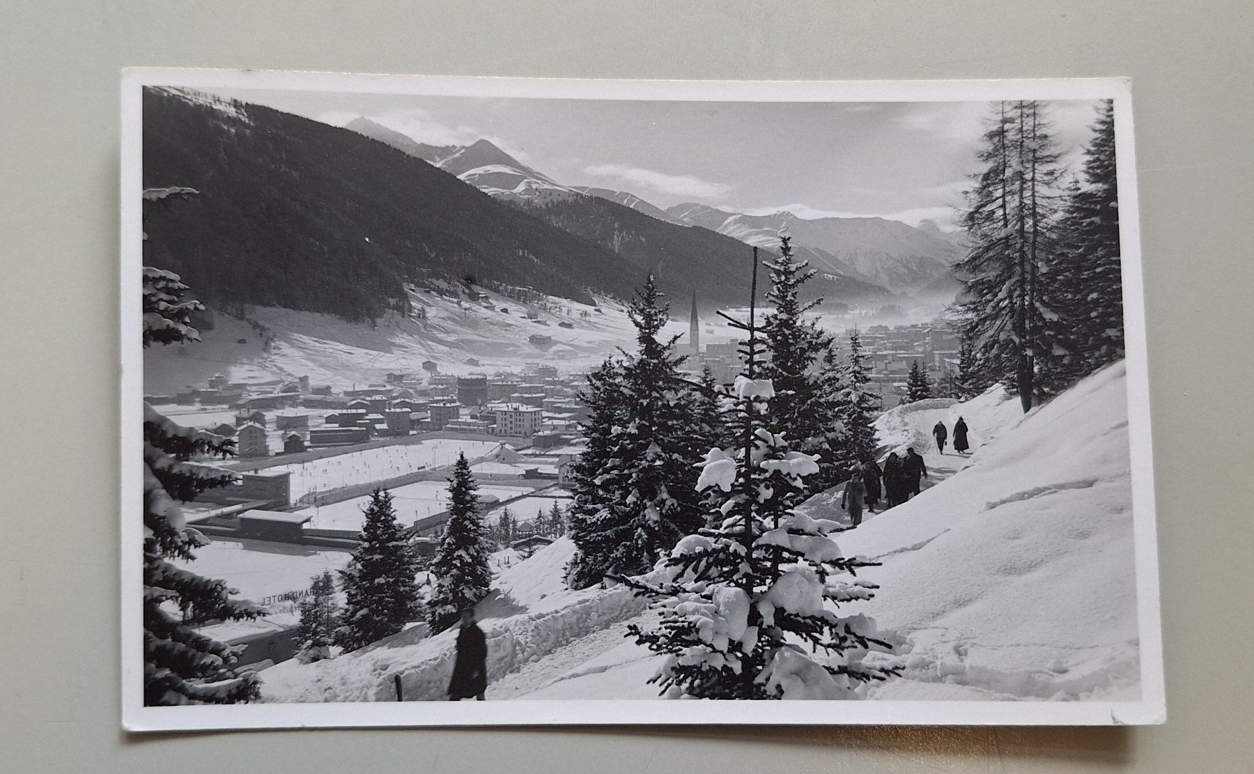 Cartoline postali: AK Davos Platz Eisbahn Winter  GR – Usato da Gurtnellen venduto da Stonevalley007