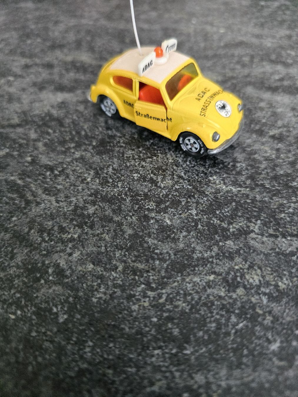 Siku Voitures modèles: Siku VW Käfer 1300 ADAC Einsatzfahrzeug – D'occasion à Weiach par KissGearSwiss96 4