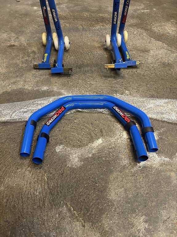 Chevalets: Cavalletti Moto  – Neuf avec emballage d'origine à Melano par kpi_y9pd 3