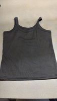 Schwarzes Tanktop