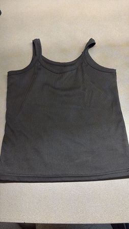 Schwarzes Tanktop