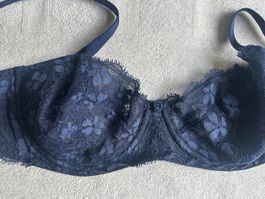 Victoria's Secret BH: Gr. 80C, blau, Spitze