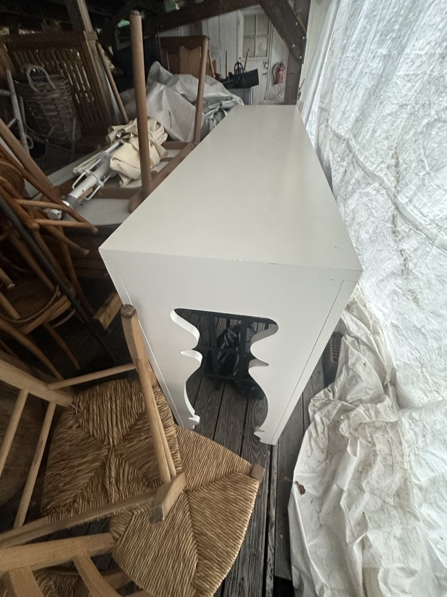 Ladenausstattungen & Messebau: Weisse Reception, Sideboard, Vintage Look! – Gebraucht aus Interlaken von raphael26 2