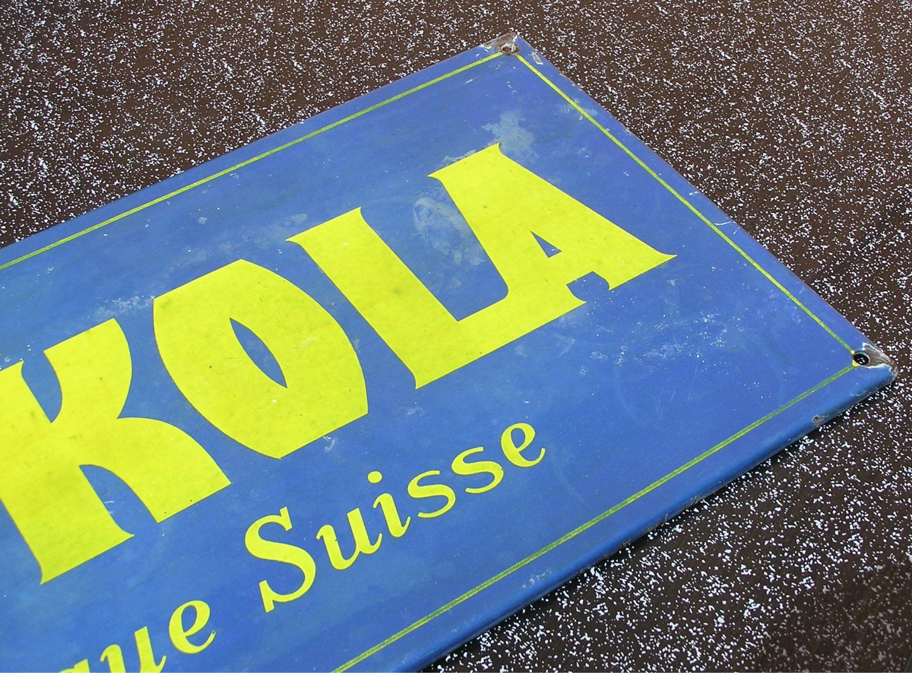 Insegne: VIVI-KOLA EMAILSCHILD ORIGINAL – Usato da Grenchen venduto da Antique-hunter 3