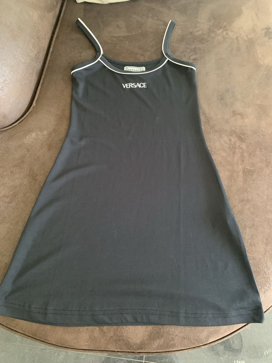 Kleider: Versace Kleid – Gebraucht aus Bergdietikon von zor_856j