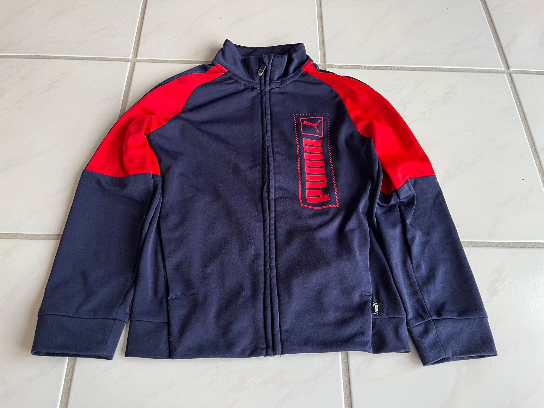Puma Maglioni & Felpe: Puma Trainerjacke Grösse 128 – Usato da Konolfingen venduto da takkie