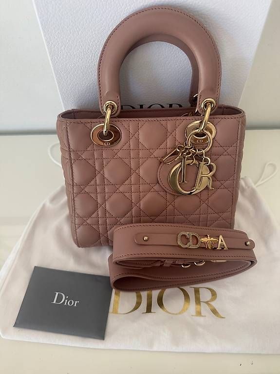 Dior Borse da donna: Small Lady Dior Bag – Usato da Schaffhausen venduto da aur_s787