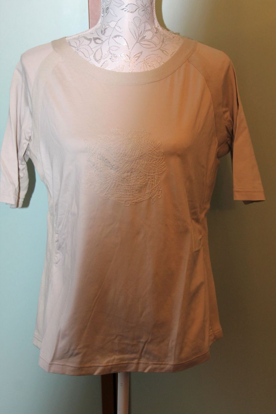 T-shirt: Shirt – Usato da Schaan venduto da antikes_und_kurioses