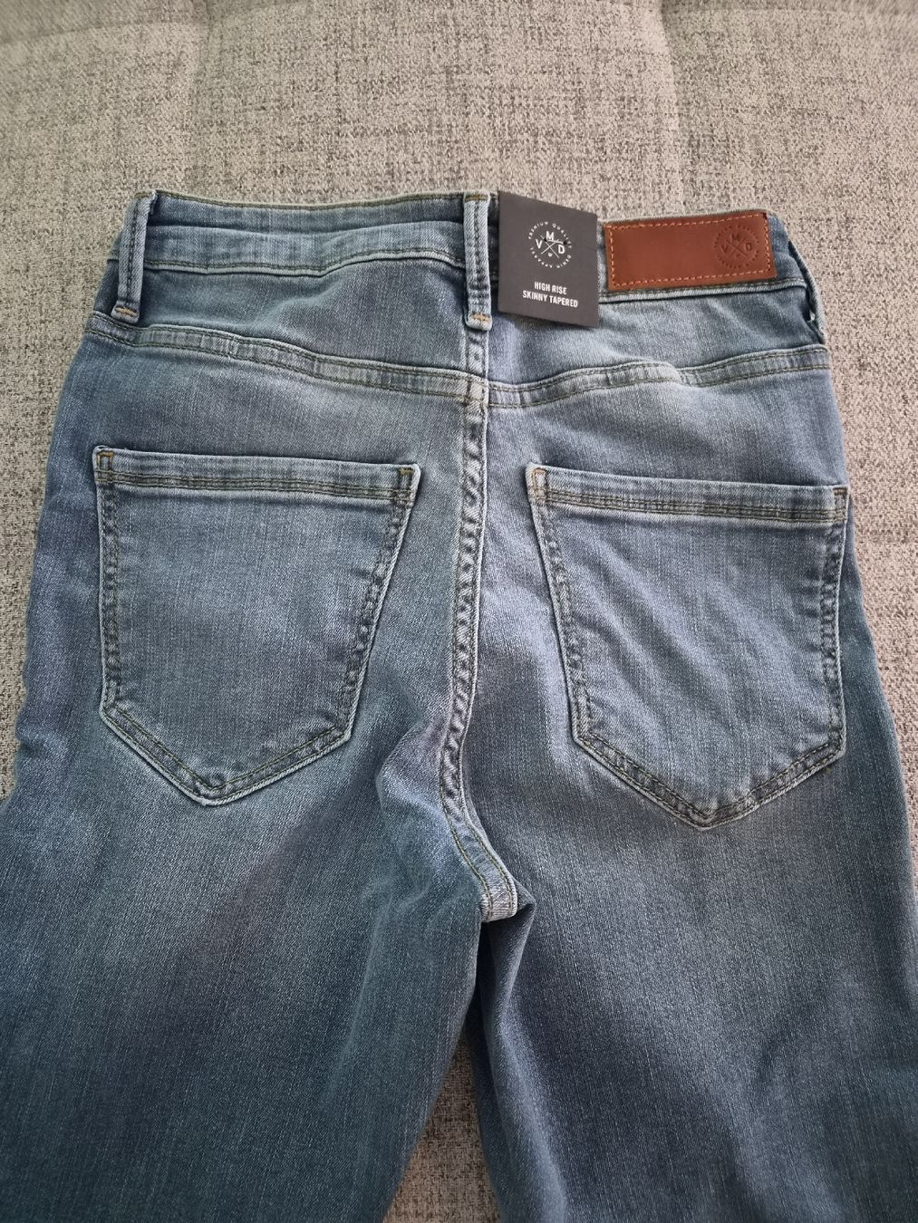 Vero Moda Jeans: Vero Moda Jeans neu XS/30 – Nuovo e nell'imballaggio originale da Birr venduto da Daria_secondhand 1