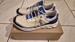 ON Cloudvista Trailrunning Schuh Gr. 45 Frost / Ink