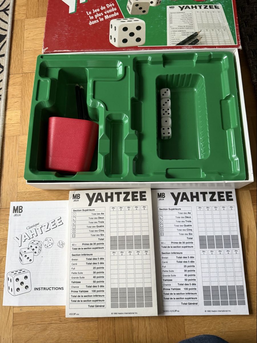 Giochi: Yahtzee jeu de société – Usato da Dombresson venduto da feline_ne 1