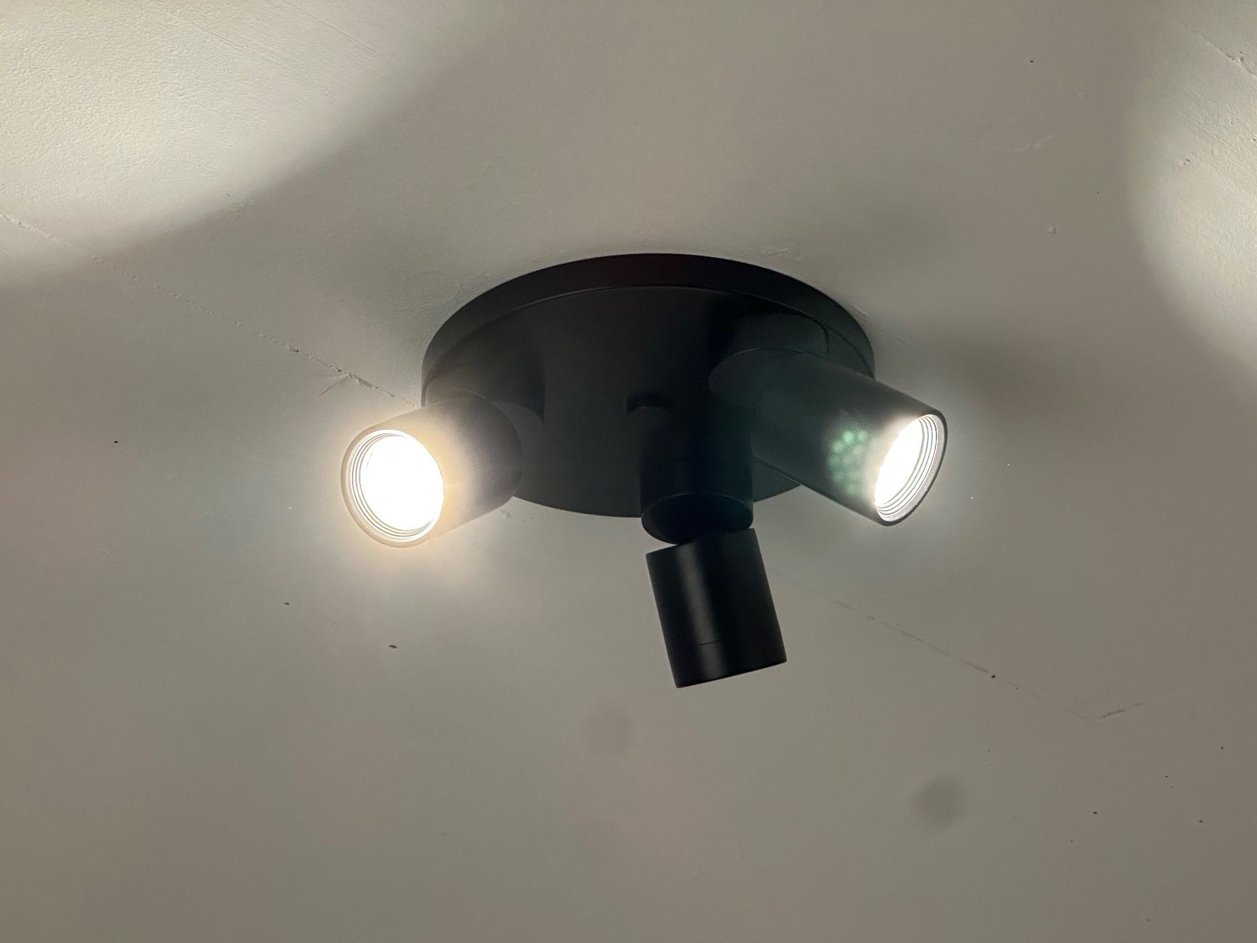 Ikea Kronleuchter & Deckenlampen: Schwarze Deckenleuchte IKEA Nymane – Gebraucht aus Männedorf von 24sea