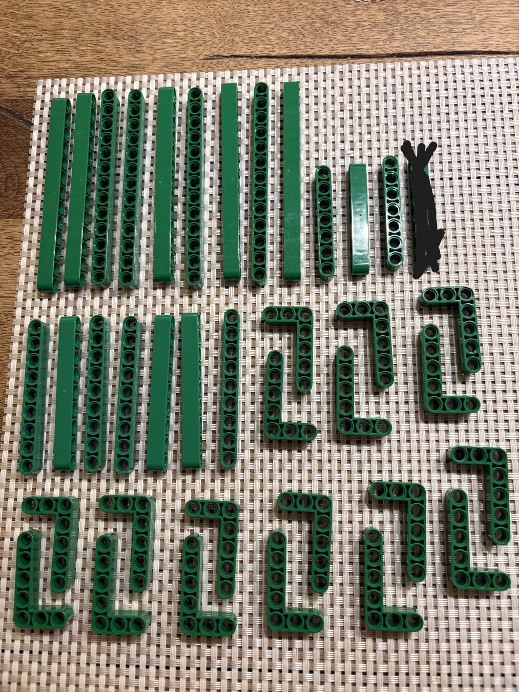 Lego Kit di costruzioni: Lego Technik 42008 grüne runde Lochbalken – Usato da Buochs venduto da Techtelmechtel