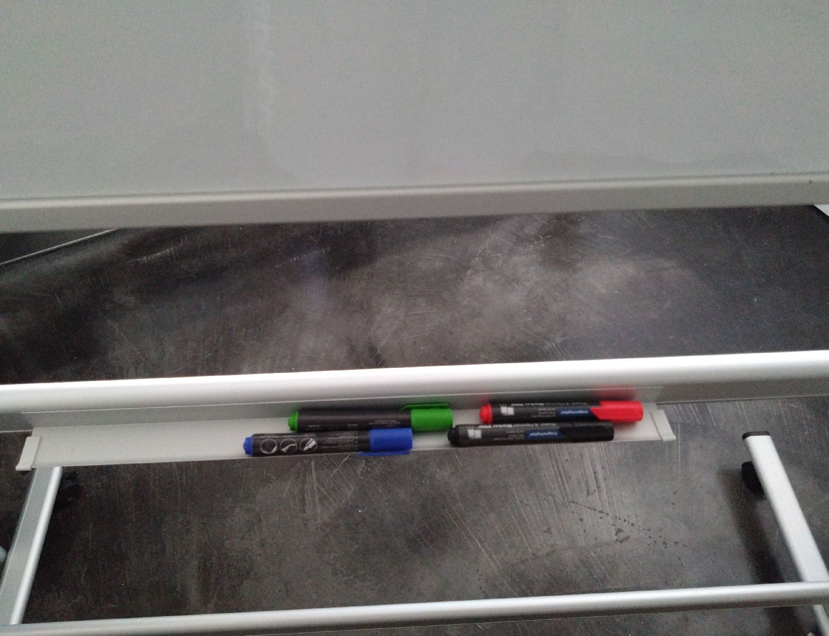 Lavagne: Magnetisches Whiteboard Doppelseitig – Usato da Hombrechtikon venduto da Carmenr 2