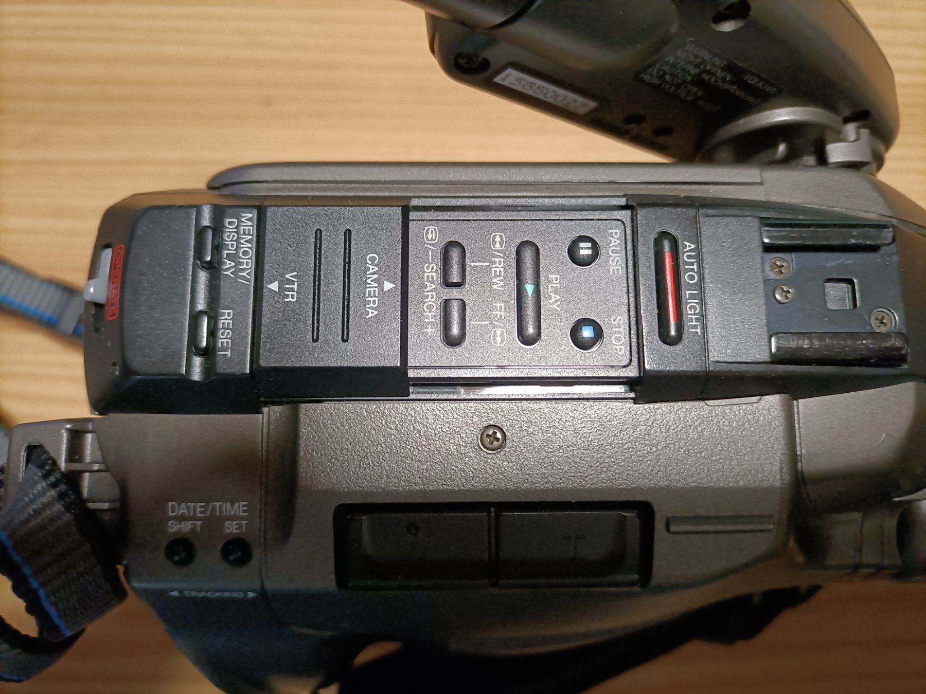 Olympus Videocamere: Olympus VX-C500-KE Camcorder, mit Zubehör – Usato da Schöftland venduto da Snacketti7 5