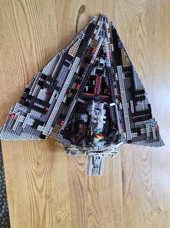 Spielzeuge: LEGO Star Wars First Order Star Destroyer.  – Gebraucht aus Heiligenschwendi von Lotusse-hair