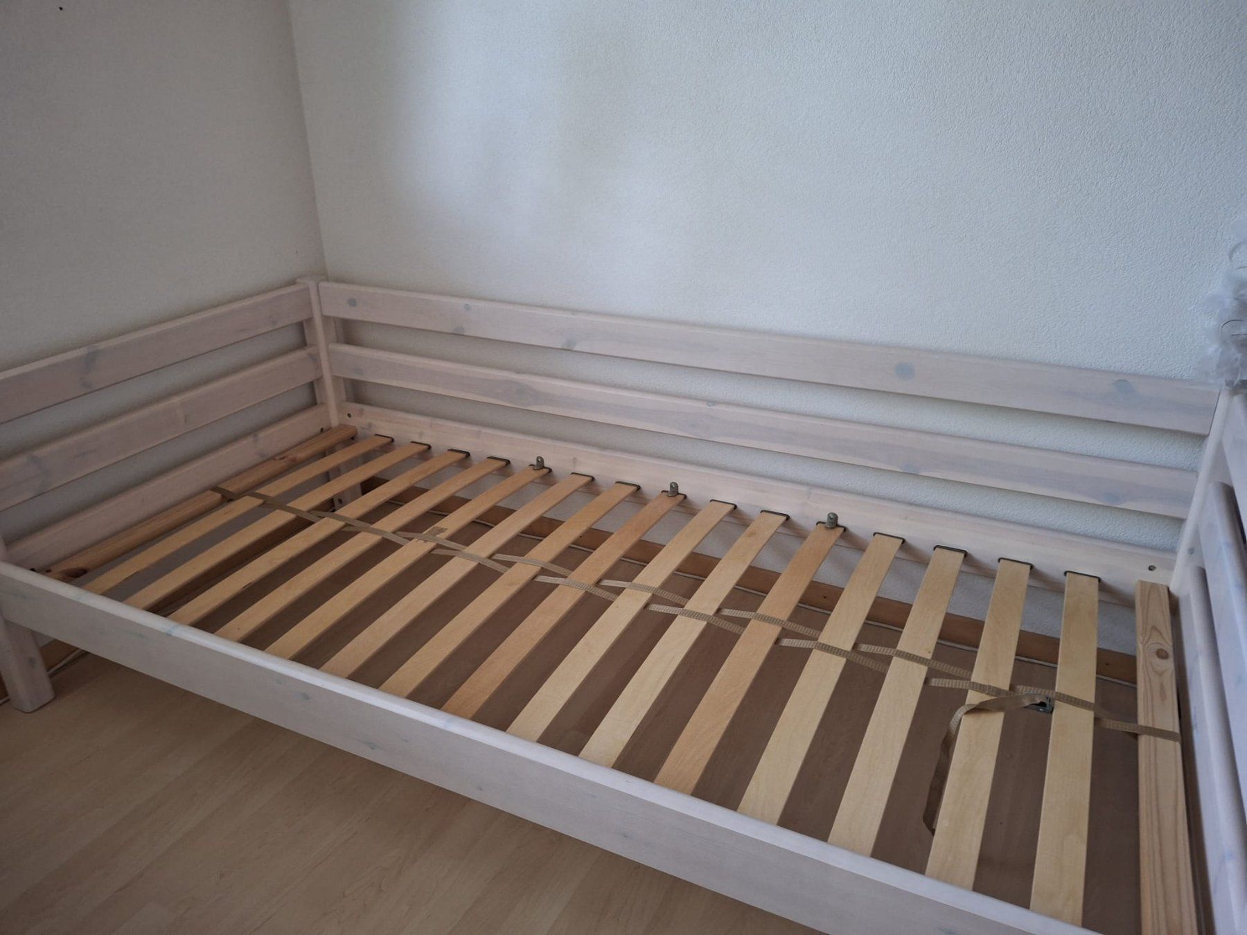 Letti: Lit d'enfant – Usato da Auvernier venduto da thegeorge