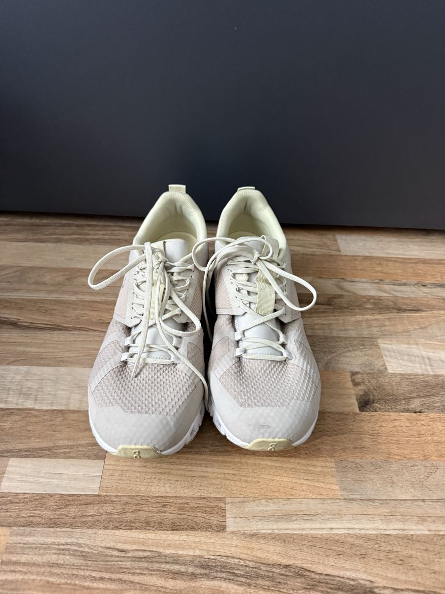 On Scarpe da donna: On Cloudbeam – Usato da Buchs AG venduto da MiWeFe17 2