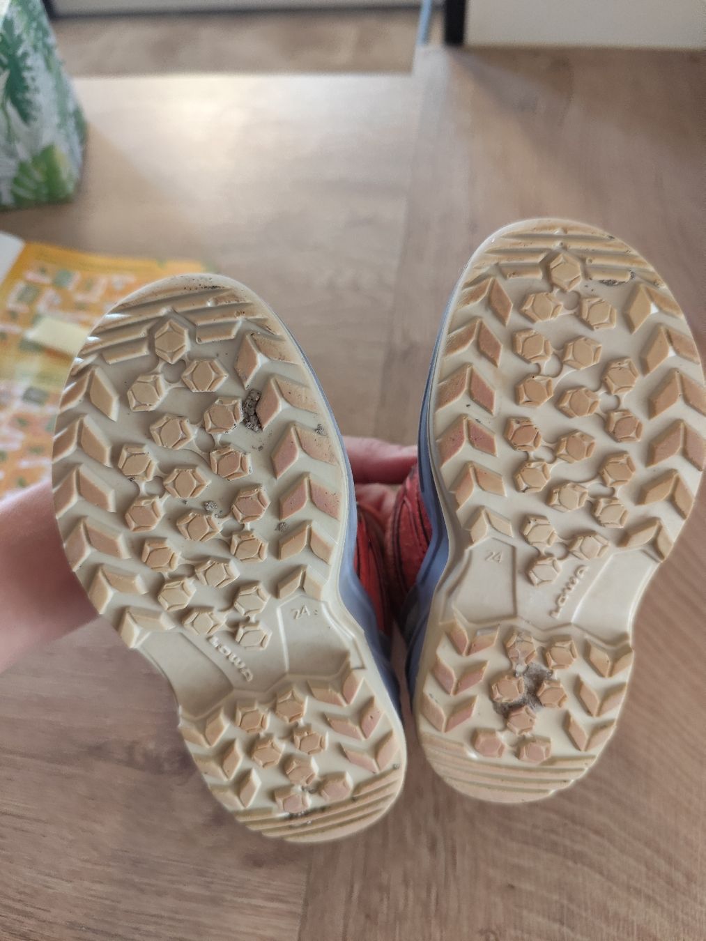 Scarpe per ragazzi: Lowa Winterschuh 24 (eher 23) – Usato da Lyss venduto da sch_fw55 1