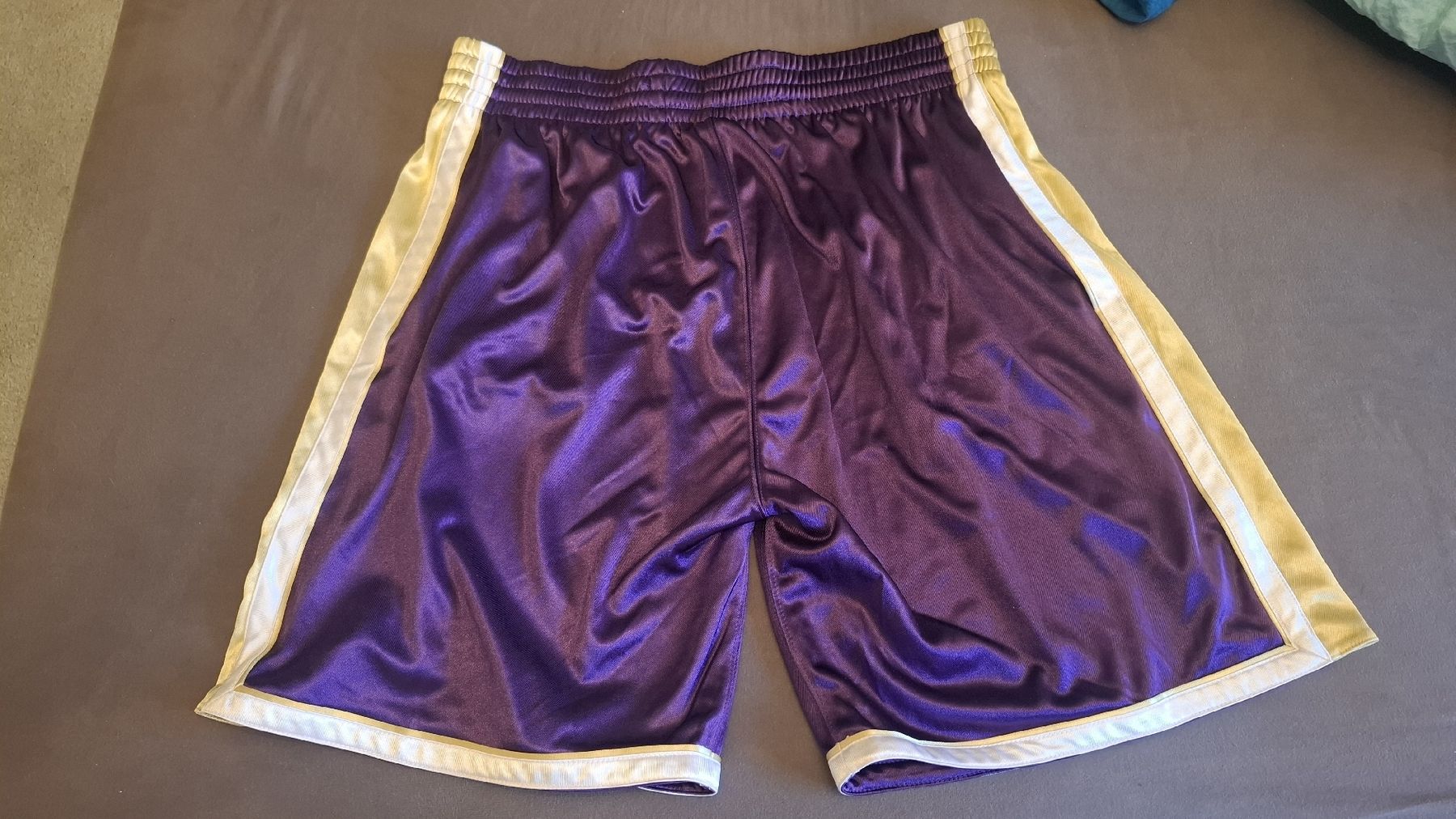 Pantaloni: basketball shorts – Nuovo (secondo la descrizione) da Lengnau BE venduto da jonny12787 1