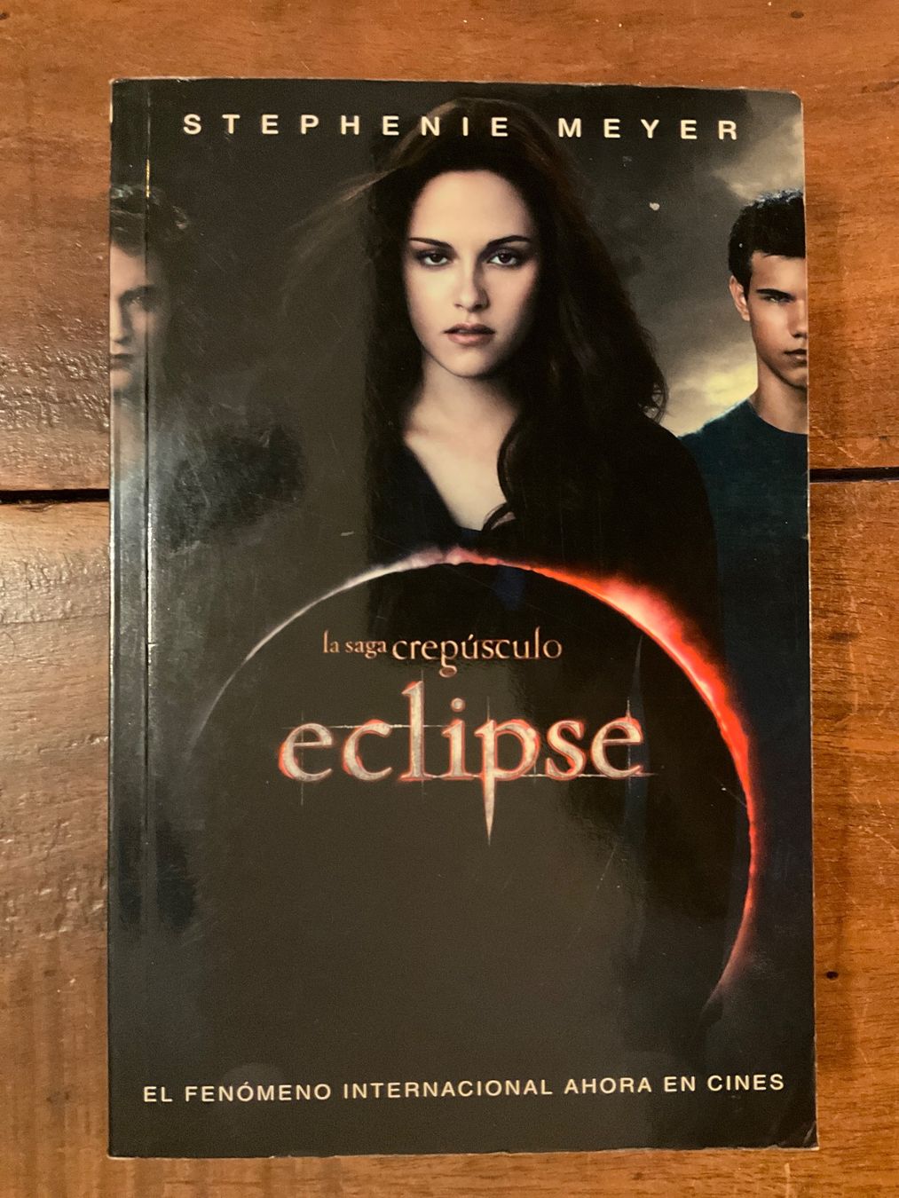Livres: Crepúscolo- 3 - Stephenie Meyer – D'occasion à Avenches par Lactobacille