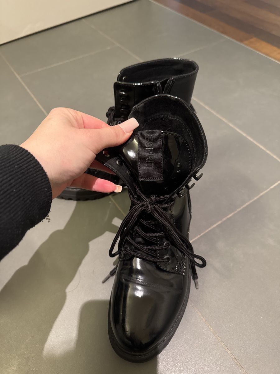 Scarpe da donna: Stylische schwarze Boots – Usato da Rudolfstetten venduto da Lisa.1989 4