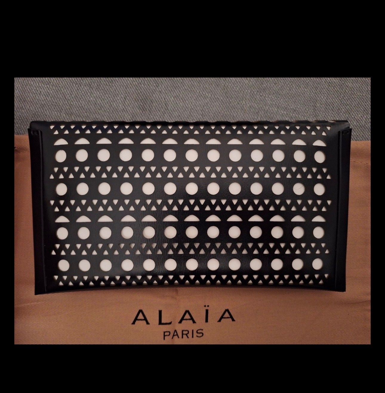 Alaia Borse da donna: Alaïa bag – Nuovo e nell'imballaggio originale da Basel venduto da ray_kbb5 2
