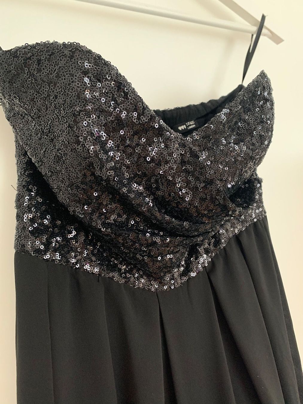 Vestiti: Cocktailkleid – Nuovo (secondo la descrizione) da Fislisbach venduto da den_dzl9 1