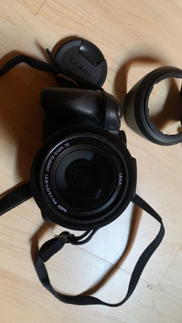 Panasonic Fotocamera: Panasonic DMC-FZ1000 – Usato da Banco venduto da mic_ckx7 4