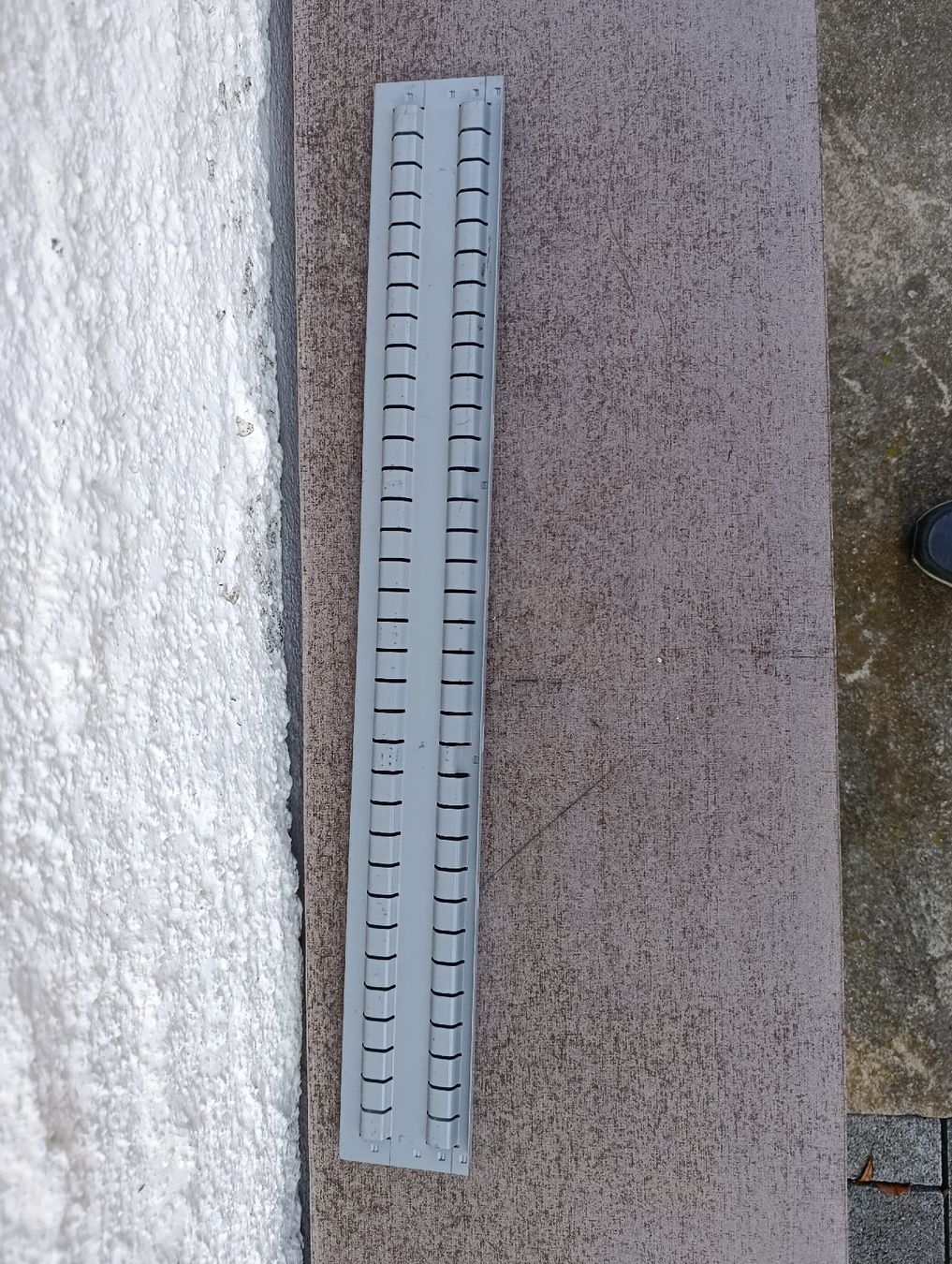 Lista Tutti gli attrezzi: 4 st.Schlitzwand Lista, 75x610mm, gebraucht – Nuovo (secondo la descrizione) da Horgen venduto da Nicolelardi1987