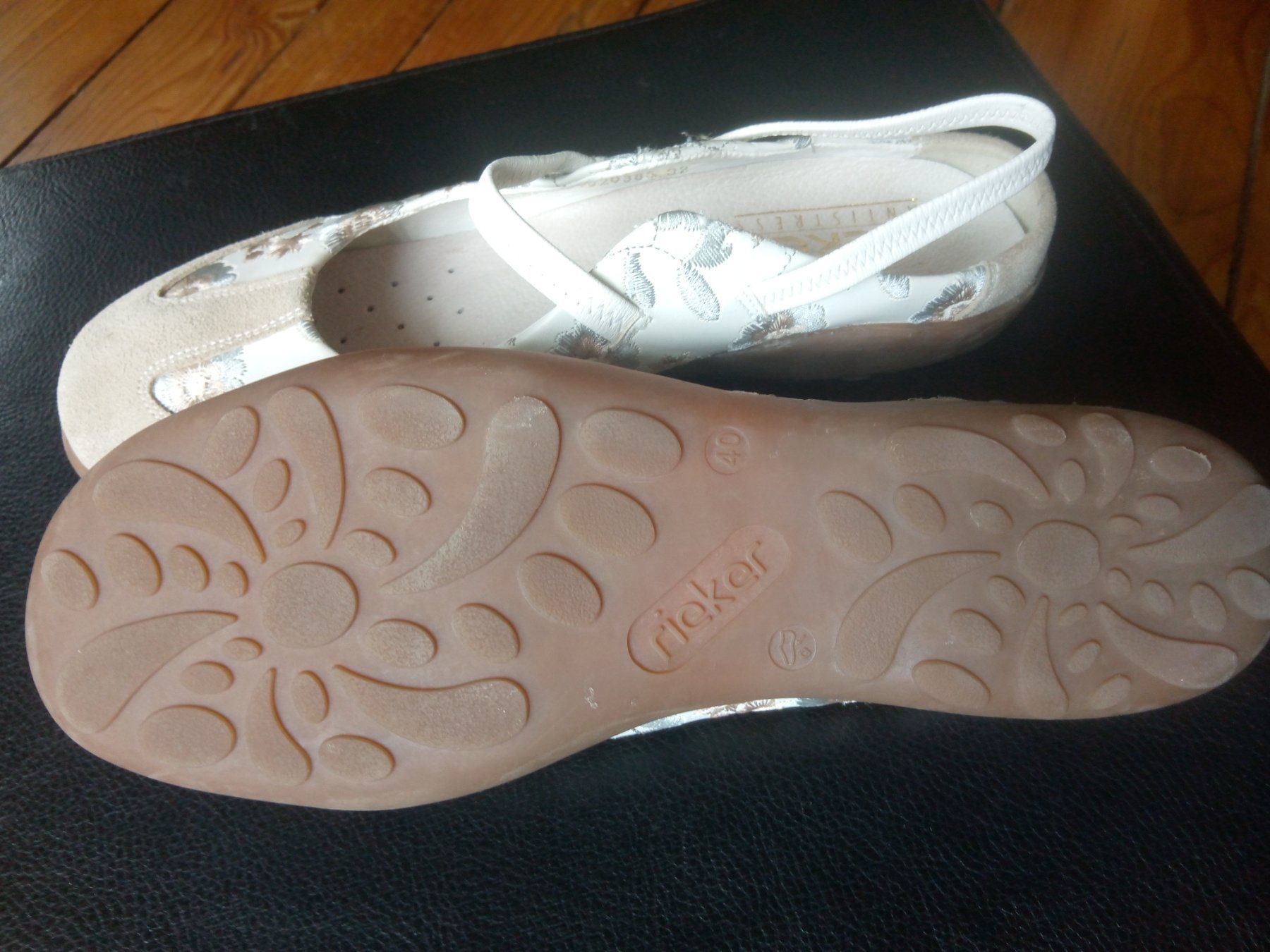Rieker Scarpe da donna: Ballerinas von Rieker Gr. 40 – Usato da Magden venduto da Mandy13 2
