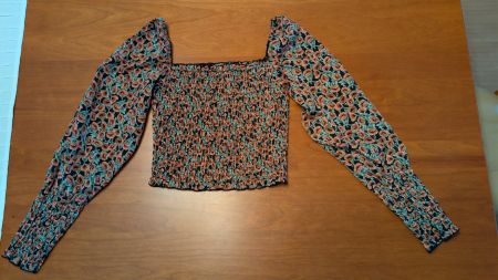 ONLY Crop Top – Blumenprint – Grösse S