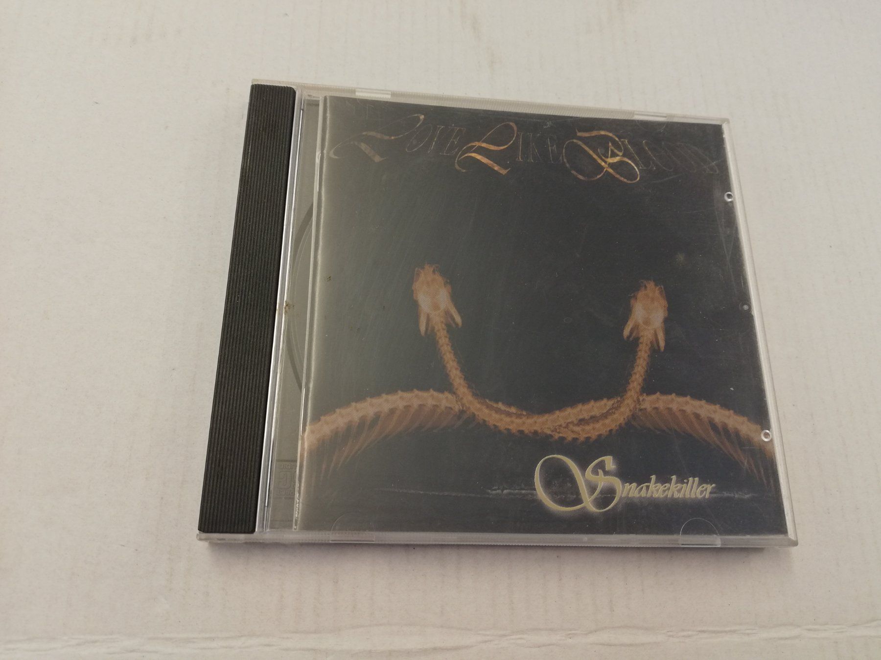 CD: SNAKEKILLER - LOVE LIKE BLOOD – Usato da Bern venduto da Vinylsound.ch