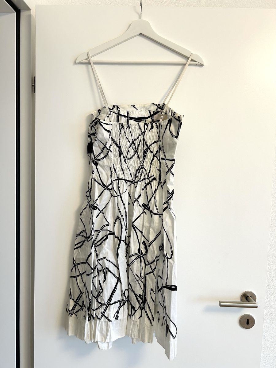 Vestiti: Wunderschönes Cocktailkleid – Usato da Rorschach venduto da fla_62jm 1
