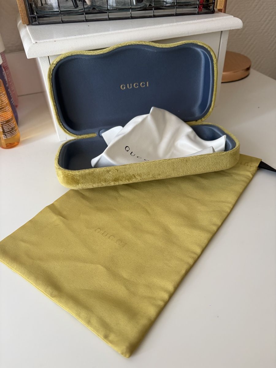 Gucci Altro in  Abbigliamento & Accessori: Gucci Etui – Usato da Basel venduto da Brunner.T