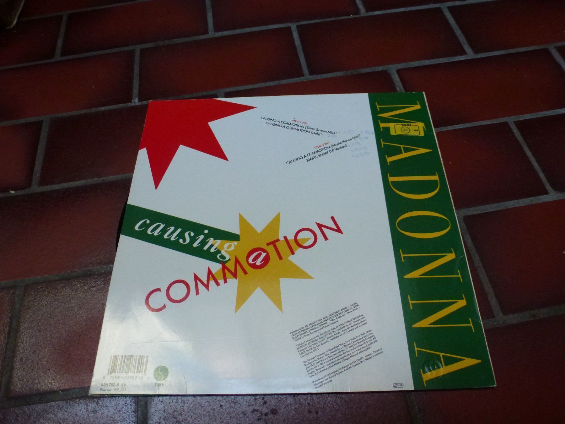 Vinyles: Madonna Causing a Commotion LP – D'occasion à Olten par Disc-Ausverkauf 1