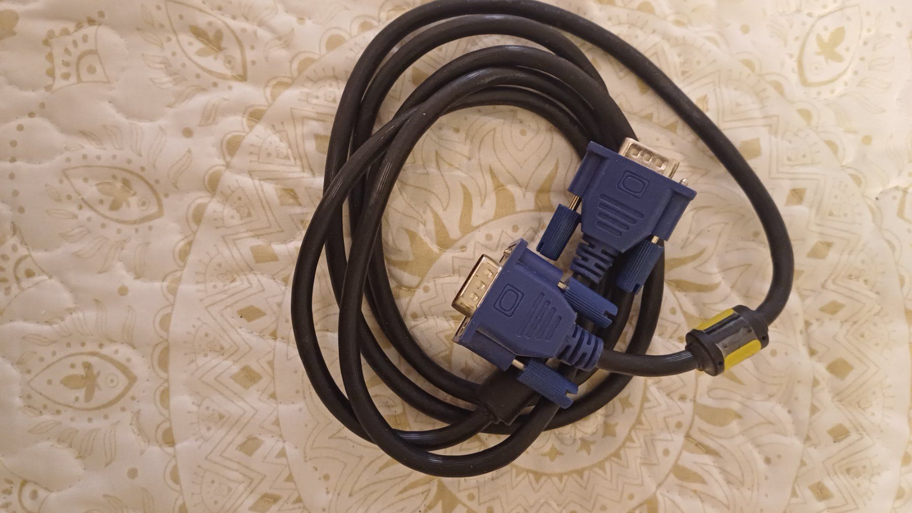 Cavi: VGA zu VGA Kabel 1 Meter – Usato da Zollikerberg venduto da Kaugo 1