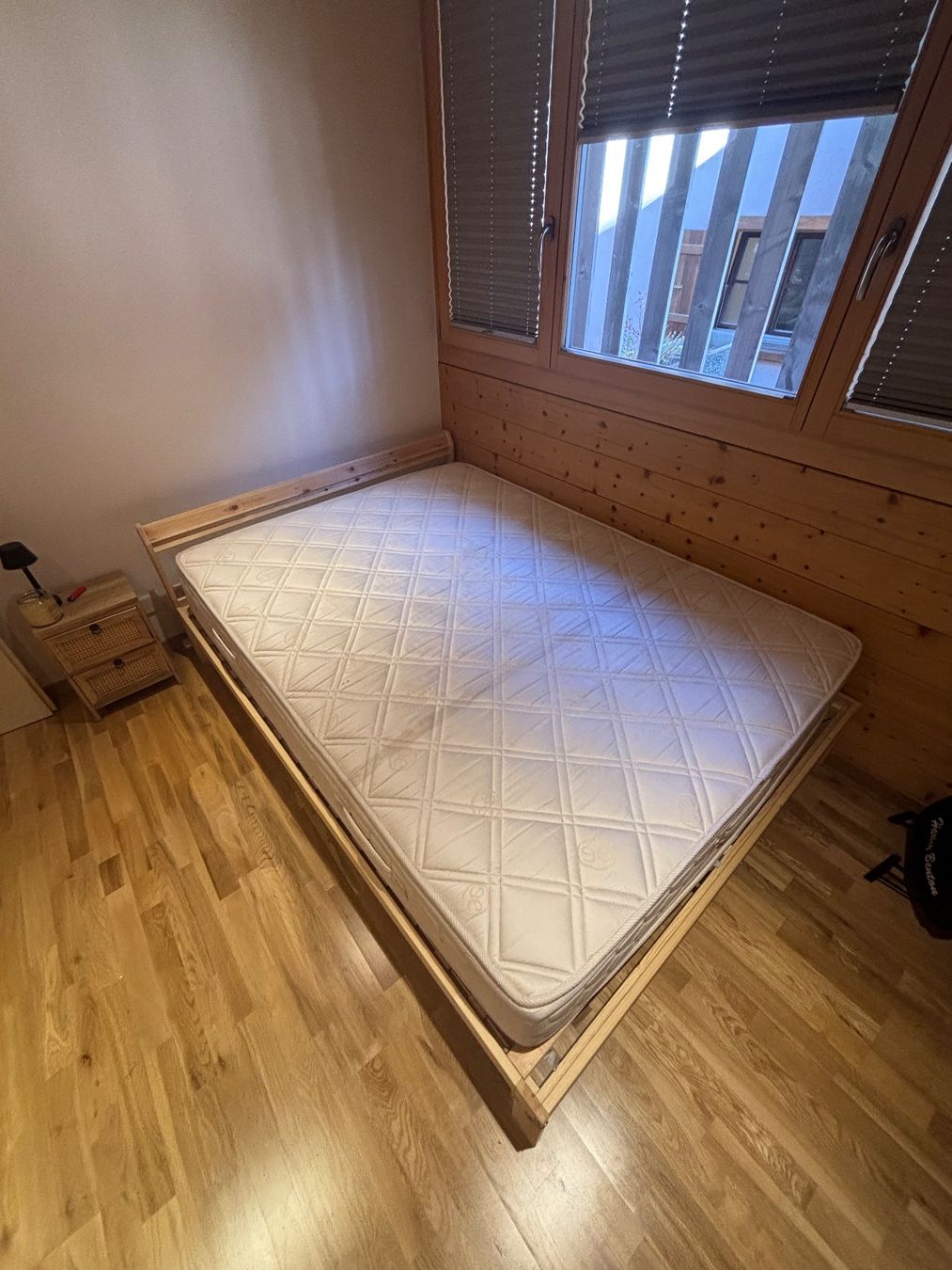 Ikea Betten: Sommier et matelas 140x200 – Gebraucht aus Arbaz von ma1_vd9g 1