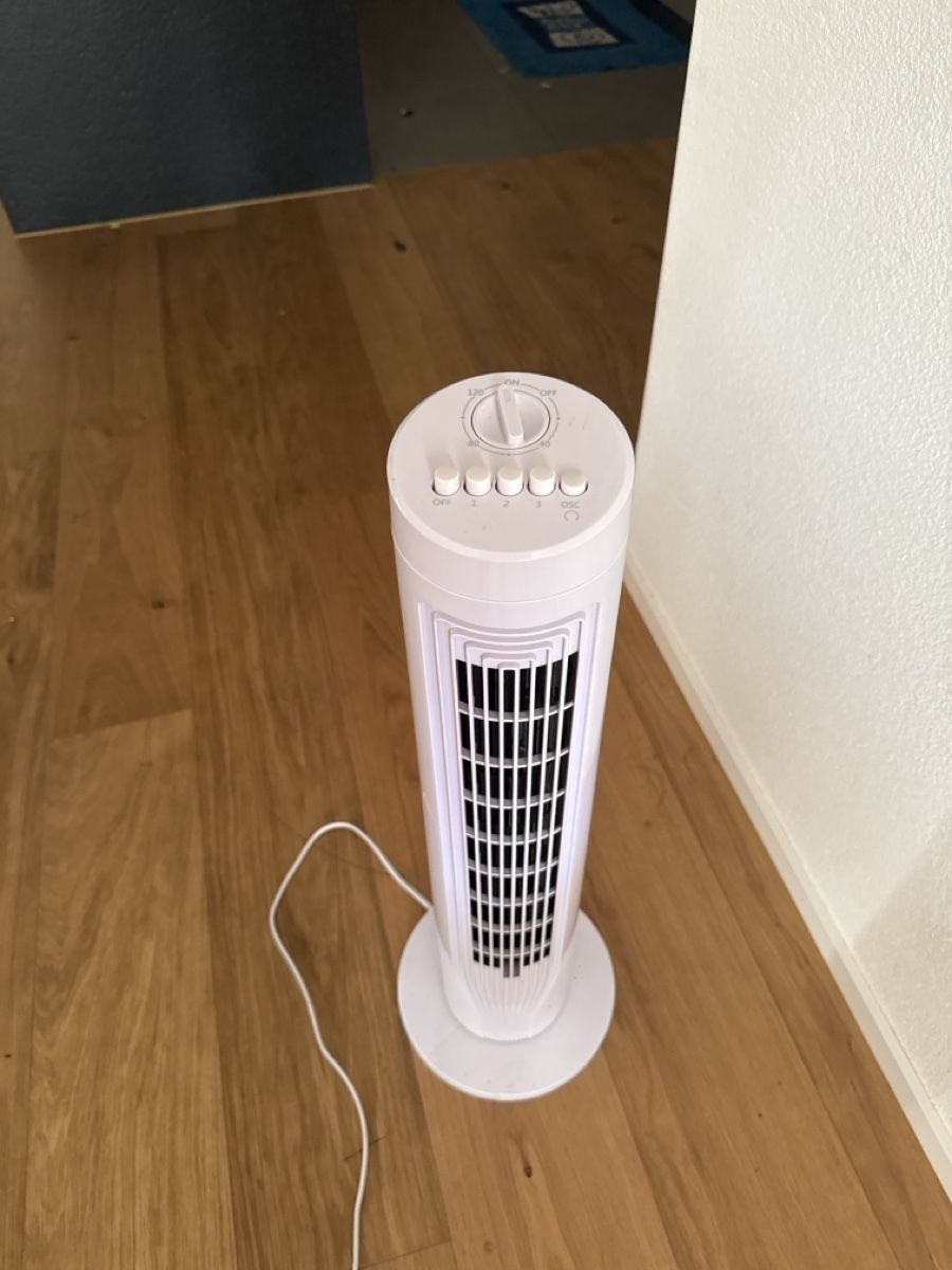 SilverCrest Ventilatoren: SilverCrest Turmventilator weiss gebraucht – Gebraucht aus Nussbaumen AG von tar_k9h9